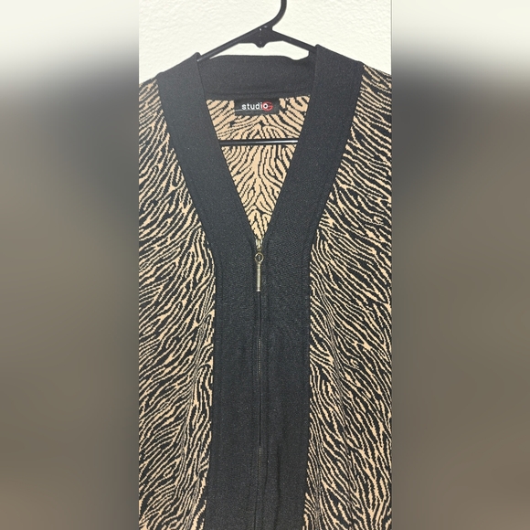 Cardigan tiger print ,studio G size M es elástico - Picture 3 of 4